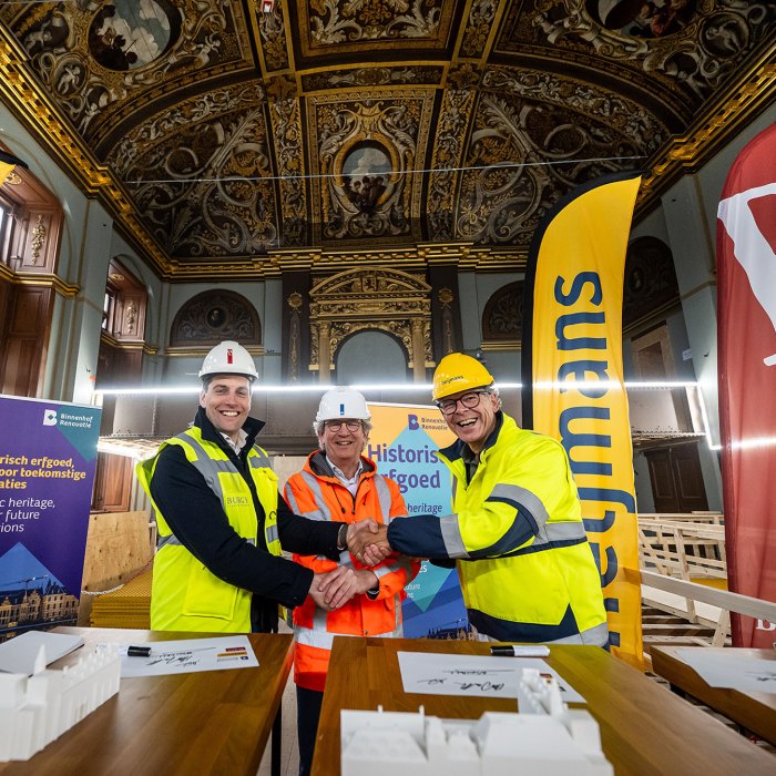 Burgy Bouwbedrijf Binnenhof Contract Ondertekening