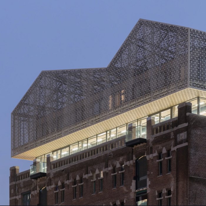 Burgy Bouwbedrijf Opening Fotomuseum in Pakhuis Santos