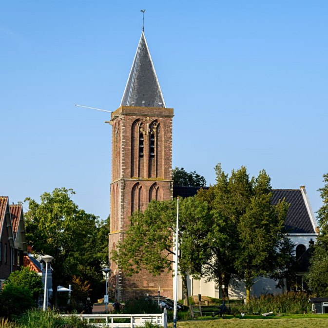 Burgy Bouwbedrijf Groot onderhoud aan de kerktoren van Zunderdorp